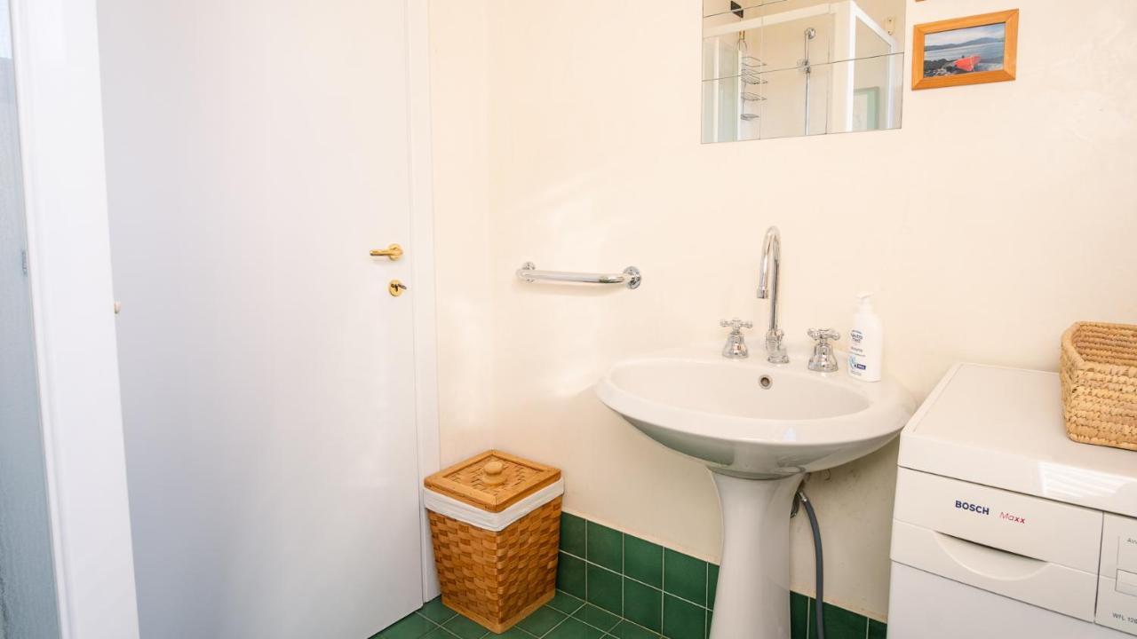 The Zodiac Apartment - Italian Homing Sirmione Buitenkant foto