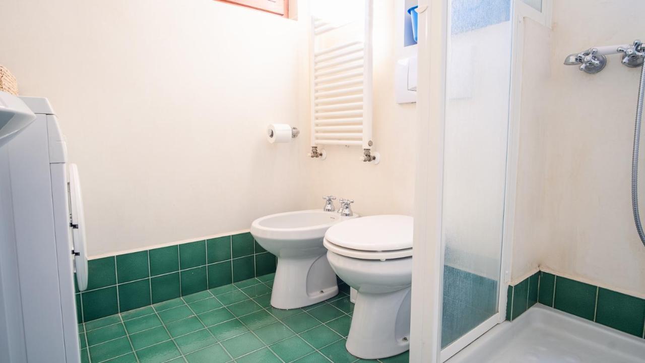 The Zodiac Apartment - Italian Homing Sirmione Buitenkant foto