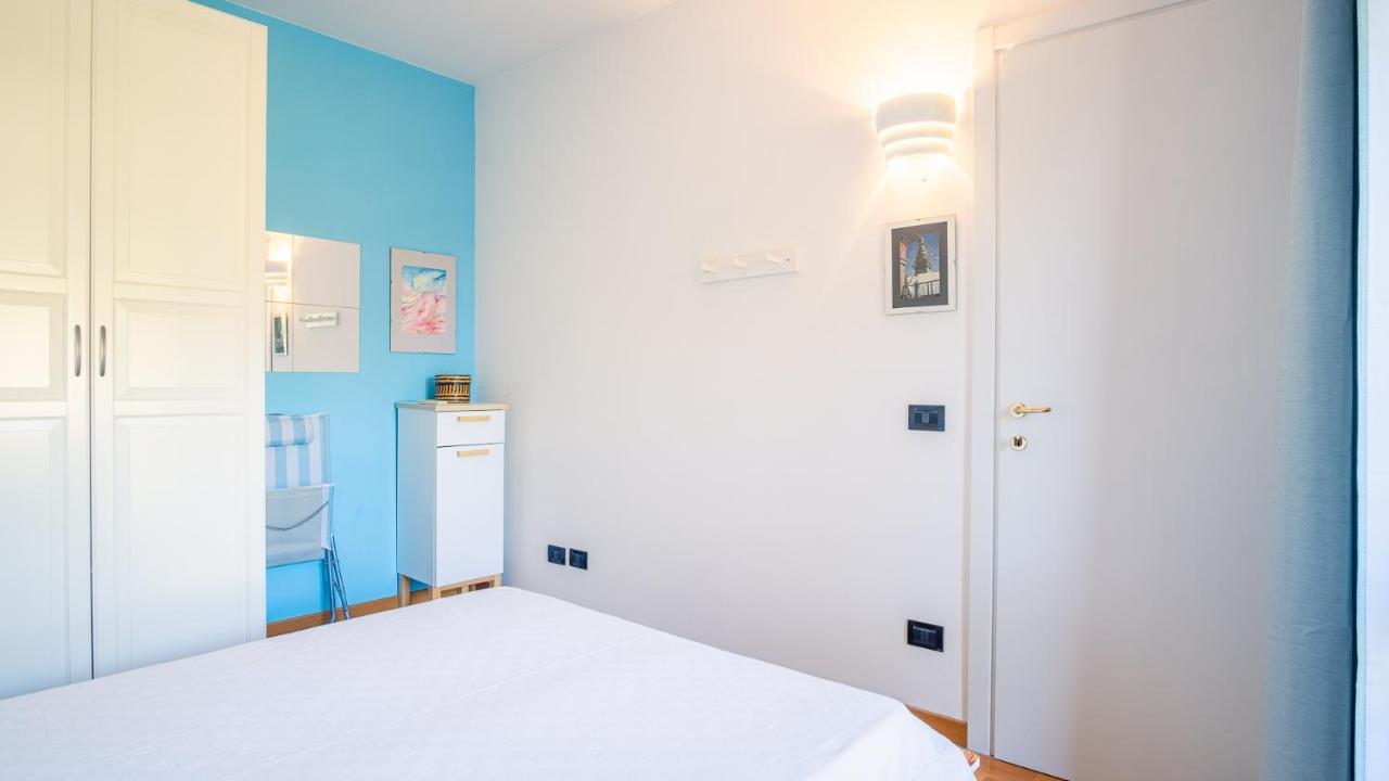 The Zodiac Apartment - Italian Homing Sirmione Buitenkant foto